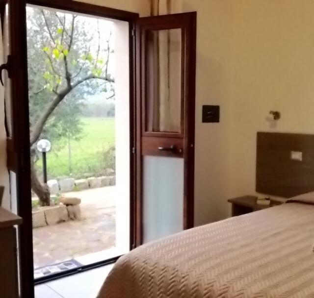 B&B Campu Moru Bari Sardo Exterior photo